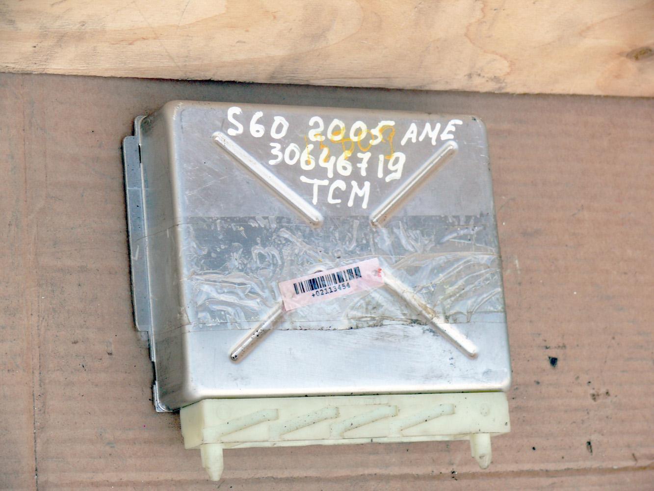 Купить - 30646719 Блок управления АКПП для Вольво S60, S80 (S60 2005 AME)