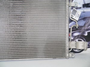 8683358 Радиатор кондиционера Вольво S60, S80, V70, XC70 (XC70.2004JAP5-15)