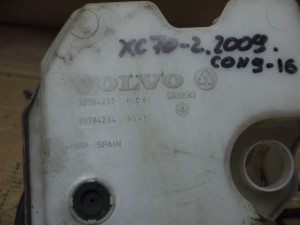 30784233 Бачок омывателя лобового стекла Вольво XC70-2 (XC70-2.09CON9-16)