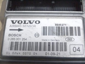 8645271 Блок управления подушками безопасности SRS Вольво S60,S80,V70,XC70 (XC70.01KON1-17)