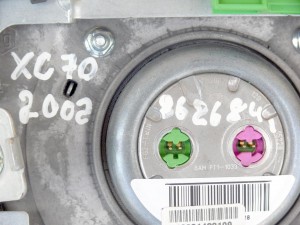 8626841 Подушка безопасности в рулевое колесо для Вольво XC70, S80 (XC70 2002 JAP)