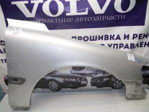  Крыло переднее правое Вольво S60, V70 (V70.03№6417 SKRU12-17)