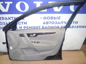  Дверь передняя правая Вольво S60, V70, XC70 (XC70.05SKRU10-18)