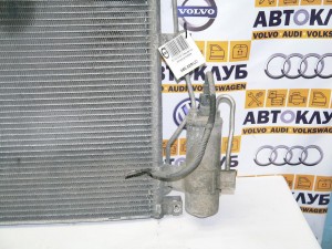 31101053 Радиатор кондиционера Вольво S60, S80, XC70 (S60.02RUD)