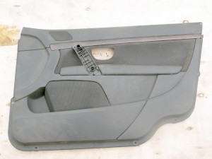 Купить -  Обшивка двери передней правой для Вольво S80  (S80 2004 RU)