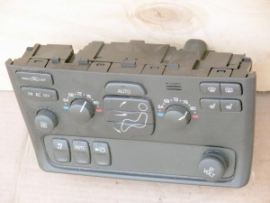 Купить - 8691877 Блок управления климатом для Вольво S60, XC70, S80  (S80 2004 AME)