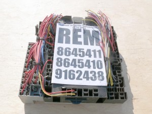 8645411, 8645410, 9162438 Задний модуль управления (REM) для Вольво S60, XC70, S80 (XC70 2001 JAP)