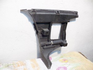 Купить - 8648198 Кронштейн заднего бампера правый для Вольво V70  (V70 2001 KON 0814)