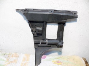 Купить - 8648198 Кронштейн заднего бампера правый для Вольво V70  (V70 2001 KON 0814)