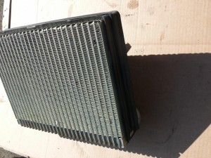 31101177 Радиатор кондиционера для Вольво S60, XC70, S80, XC90 (S80 T6 2001 JAP)