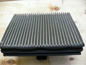 31101177 Радиатор кондиционера для Вольво S60, XC70, S80, XC90 (XC70 2001 JAP)