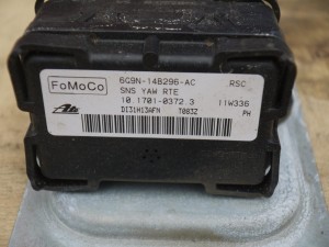 6G9N-14B296-AC Датчик ускорения Вольво S80-II,XC60 (XC60.2012D17)