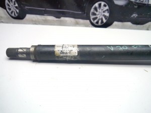 9463756 Приводной вал передний правый Вольво V70 (V70-1/T3.1999 SKRU6-17)
