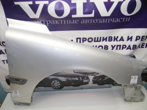  Крыло переднее правое Вольво S60, V70 (V70.01№9694 SKRU10-17)