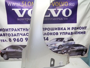  Крыло переднее правое Вольво S60, V70 (V70.01№9694 SKRU10-17)