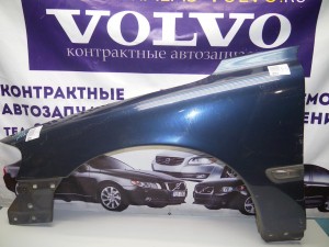  Крыло переднее левое Вольво S60, V70 (V70.2004SN1 SKRU1-17)