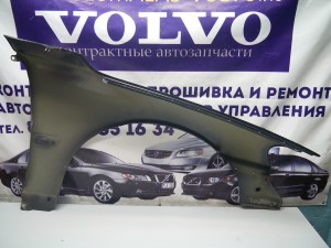  Крыло переднее левое Вольво S60, V70 (V70 2004 KON7-14)