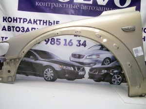  Крыло переднее левое Вольво XC70 (XC70.2001KON9-16)