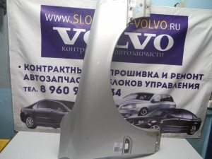  Крыло переднее правое Вольво S60, V70 (V70.2002 SKRU1-17)