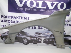  Крыло переднее правое Вольво S60, V70 (V70.2001 SKRU2-17)