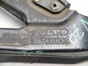 30760815 Рычаг передний правый Вольво V70-I (V70-1.1999 SKRU10-16)