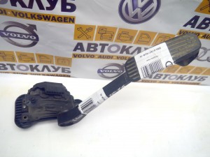 9496822 Педаль газа Вольво S60, S80, V70, XC70 (S60.01MT.RU8-16)