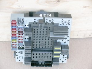 Купить - 8688153 Задний модуль управления (REM) для Вольво S60, XC70, S80  (XC70 2002 JAP)
