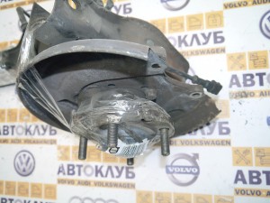  Ступица задняя левая Вольво S40 (V40.2001S2SKRU6-17)