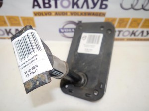 8624896 Крепление запаски Вольво XC90 ( XC90 2004,B5254T2,CON9-17)