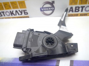 6G92-9F836-DD 6PV009220-03 Педаль газа Вольво S80-II, XC70-2 (S80-2.2007 JAP5-15)