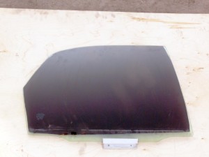 Купить -  Стекло двери задней левой для Вольво S80  (S80 2002 МКПП)