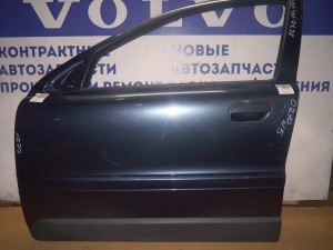  Дверь передняя левая Вольво S60, V70, XC70 (XC70.05SKRU10-18)