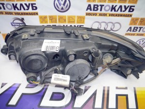 30698854 Фара правая Вольво V70, XC70 (XC70.05SKRU10-18)