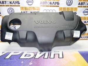 8631624 Крышка двигателя Вольво S60, S80, XC70, XC90 (S60.02RUD)