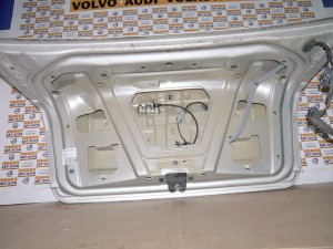  Крышка багажника Вольво S60 (S60.02RUD)